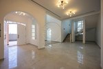 7 bedrooms Villa in Abu Dhabi, UAE No. 29188 - Image 5