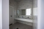 7 bedrooms Villa in Abu Dhabi, UAE No. 29188 - Image 7