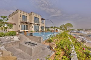 3 bedrooms Villa in Abu Dhabi, UAE No. 29206