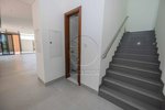6 bedrooms Villa in Abu Dhabi, UAE No. 29236 - Image 3