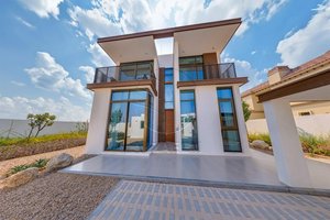 5 bedrooms Villa in Abu Dhabi, UAE No. 29237