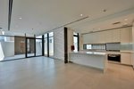 2 bedrooms Townhouse in Abu Dhabi, UAE No. 29241 - Image 2