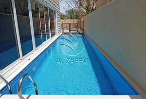 5 bedrooms Villa in Al Raha Gardens, UAE No. 29284