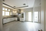 10 bedrooms Villa in Abu Dhabi, UAE No. 29397 - Image 7