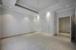 10 bedrooms Villa in Abu Dhabi, UAE No. 29397 - Image 15