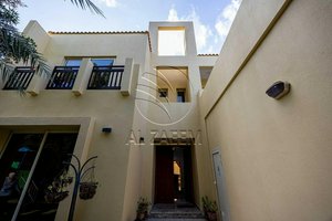 5 bedrooms Villa in Baniyas, UAE No. 29439