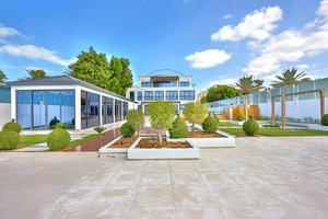 6 bedrooms Villa in Marina Village, UAE No. 29450