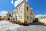 8 bedrooms Villa in Al Shamkha, UAE No. 29508 - Image 3