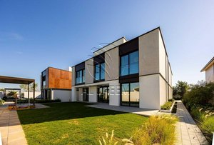 5 bedrooms Villa in Saadiyat Island, UAE No. 29575