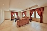 6 bedrooms Villa in Abu Dhabi, UAE No. 29700 - Image 11