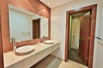 6 bedrooms Villa in Abu Dhabi, UAE No. 29700 - Image 15