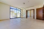 5 bedrooms Villa in Yas Island, UAE No. 29708 - Image 3