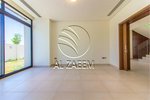 5 bedrooms Villa in Yas Island, UAE No. 29708 - Image 13