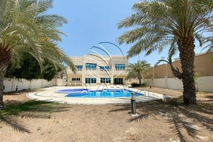 4 bedrooms Villa in Marina Village, UAE No. 29745