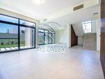 4 bedrooms Villa in Yas Island, UAE No. 29770 - Image 2
