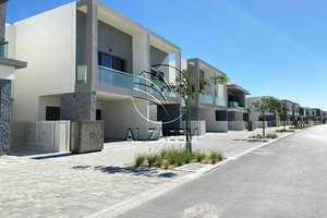 2 bedrooms Townhouse in Yas Island, UAE No. 29818