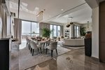 5 bedrooms Villa in Abu Dhabi, UAE No. 29821 - Image 2