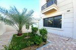 6 bedrooms Villa in Shakhbout City, UAE No. 29831 - Image 5