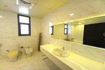 6 bedrooms Villa in Shakhbout City, UAE No. 29831 - Image 8