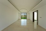 4 bedrooms Villa in Yas Island, UAE No. 29835 - Image 4