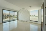 4 bedrooms Villa in Yas Island, UAE No. 29835 - Image 9