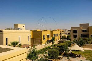 3 bedrooms Townhouse in Al Raha Gardens, UAE No. 29854