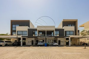 3 bedrooms Townhouse in Al Salam Street, UAE No. 29866