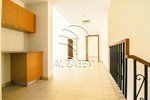 5 bedrooms Villa in Abu Dhabi, UAE No. 29910 - Image 7