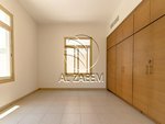 5 bedrooms Villa in Abu Dhabi, UAE No. 29910 - Image 17