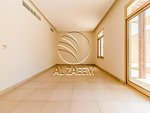 5 bedrooms Villa in Abu Dhabi, UAE No. 29910 - Image 18