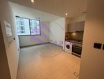 1 bedroom Apartment in Dubai, UAE No. 29940 - Image 14