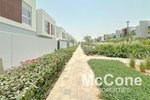 4 bedrooms Townhouse in Dubai, UAE No. 29951 - Image 9