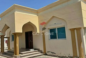 7 bedrooms Villa in Mohamed Bin Zayed City, UAE No. 30019