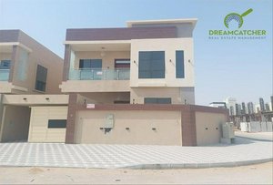 4 bedrooms Villa in Al Yasmeen, UAE No. 30088
