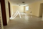 4 bedrooms Villa in Abu Dhabi, UAE No. 30159 - Image 7