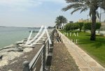 4 bedrooms Villa in Abu Dhabi, UAE No. 30159 - Image 13