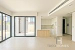 4 bedrooms Villa in Dubai, UAE No. 30551 - Image 5