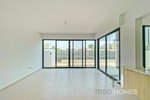 4 bedrooms Villa in Dubai, UAE No. 30551 - Image 6