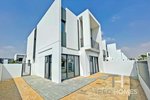 4 bedrooms Townhouse in Dubai Land, UAE No. 30563 - townhouse in Dubai