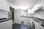 6 bedrooms Villa in Dubai, UAE No. 30661 - Image 3