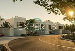 4 bedrooms Villa in Yas Island, UAE No. 30793 - Image 2