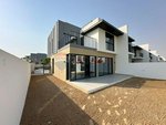 4 bedrooms Villa in The Valley, UAE No. 30809 - villa in Dubai
