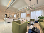 7 bedrooms Villa in Umm Suqeim, UAE No. 30945 - Image 8