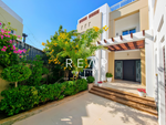 5 bedrooms Villa in Mudon, UAE No. 31012 - villa in Dubai
