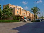 5 bedrooms Villa in Abu Dhabi, UAE No. 31255 - Image 2