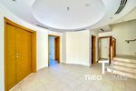 5 bedrooms Villa in Jumeirah Park, UAE No. 31352 - Image 2