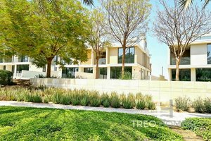 3 bedrooms Villa in Dubai Hills Estate, UAE No. 31354