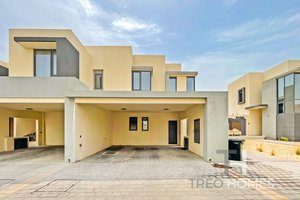 4 bedrooms Villa in Dubai Hills Estate, UAE No. 31358