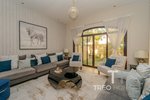 4 bedrooms Villa in Mudon, UAE No. 31359 - Image 3