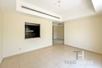4 bedrooms Townhouse in Reem, UAE No. 31361 - Image 8